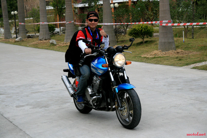 20081124_6a0f382064065ae93c7aACZzUXkz2pLH.jpg