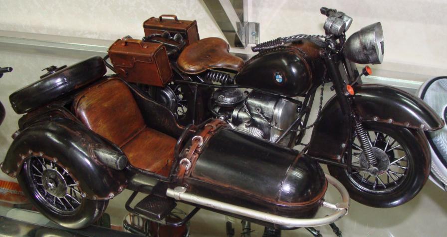 BMW.jpg