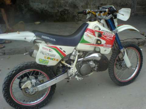 本田CRM250