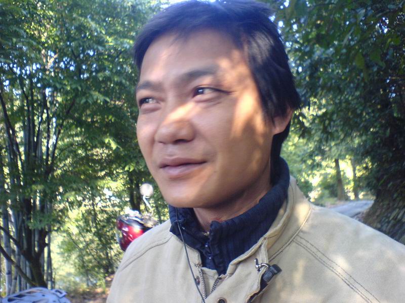011.JPG