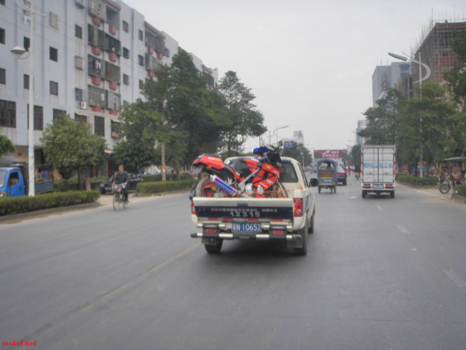 PC271845.jpg