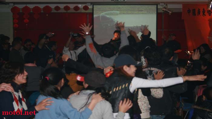 狂欢16.JPG