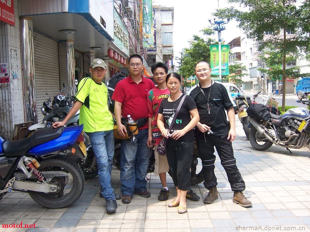 黃bb.jpg