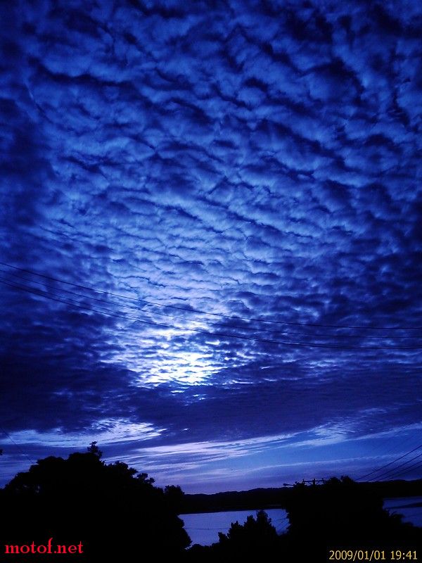 cloud1.jpg