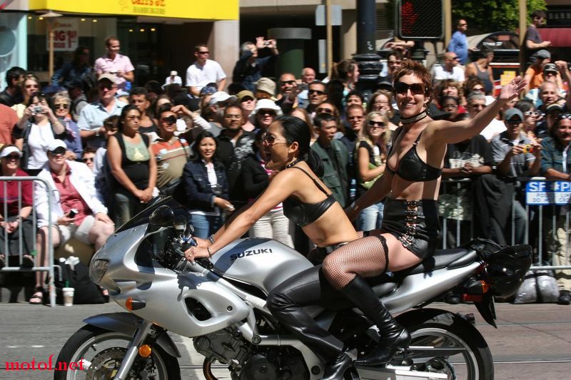010_boobs_on_bike.jpg