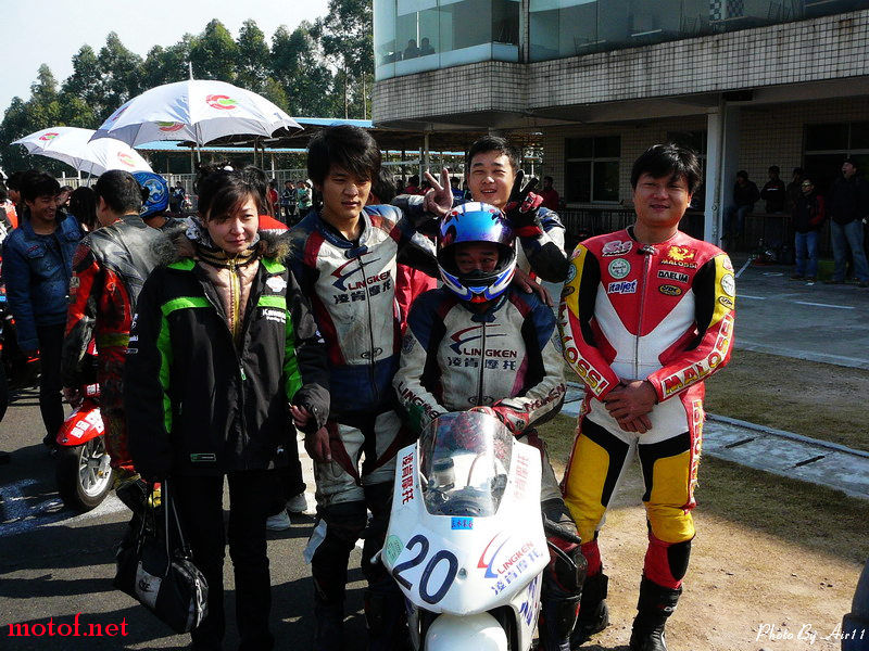 2009元旦摩托坊二耐009.jpg