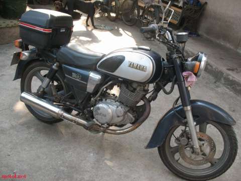 YAMAHA YD250