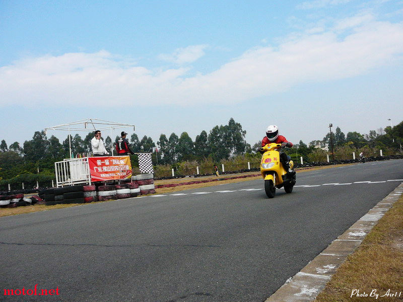 2009元旦摩托坊二耐095.jpg