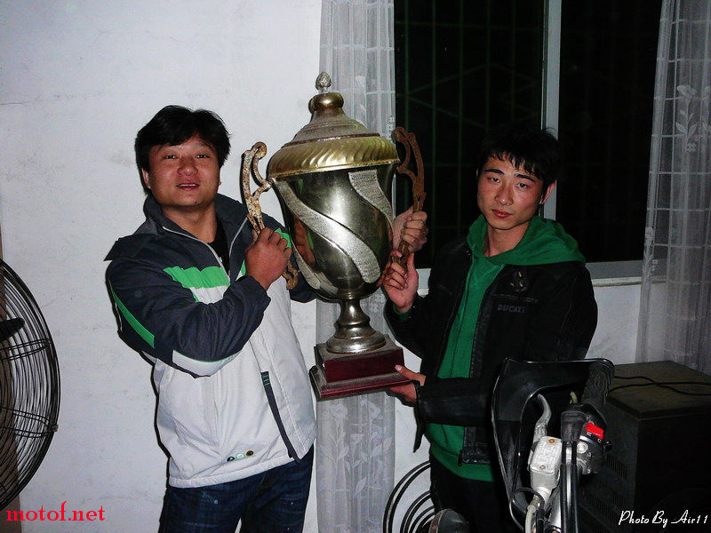 2009元旦摩托坊二耐129.jpg