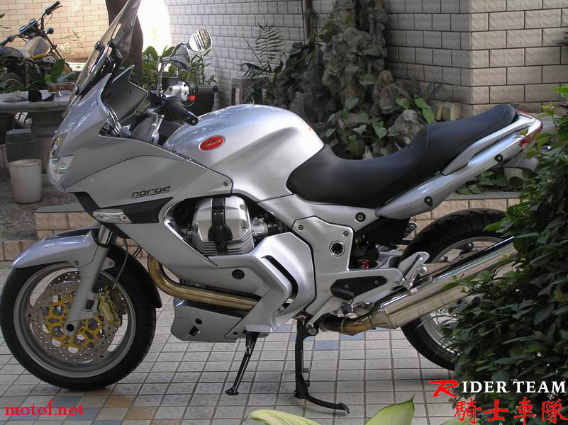 P1010070本.jpg