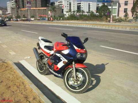 CBR250