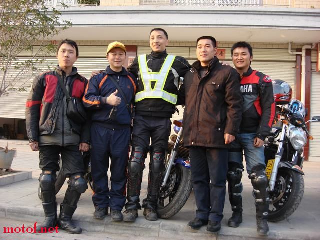 02.jpg