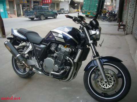 CB1000,鸭仔100