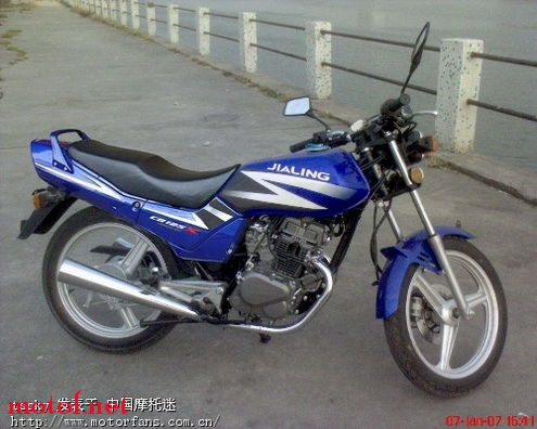 JIALING_jgGciyLOBAat.jpg