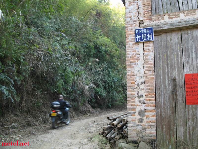 06.JPG