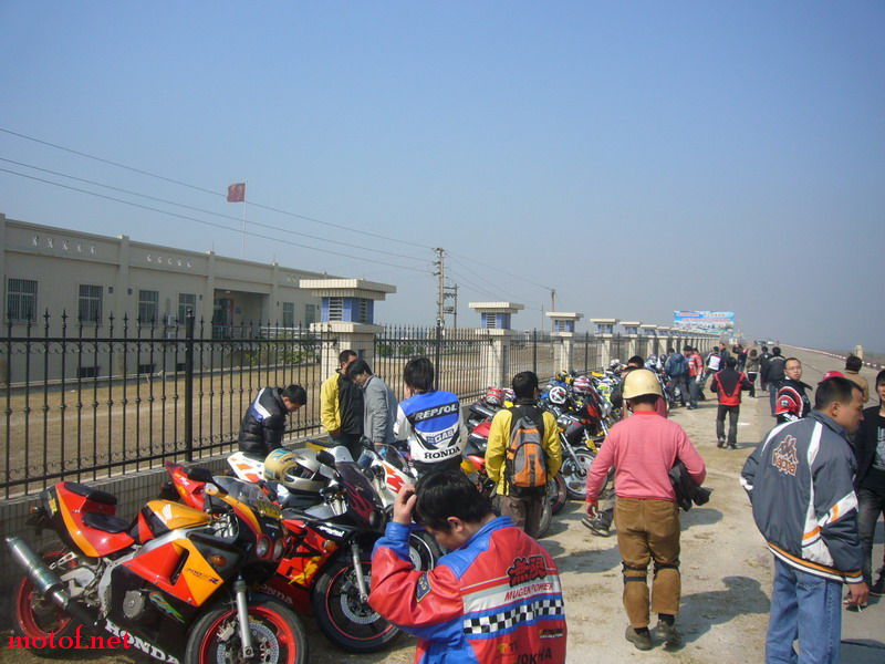 P1090983_缩小大小.JPG
