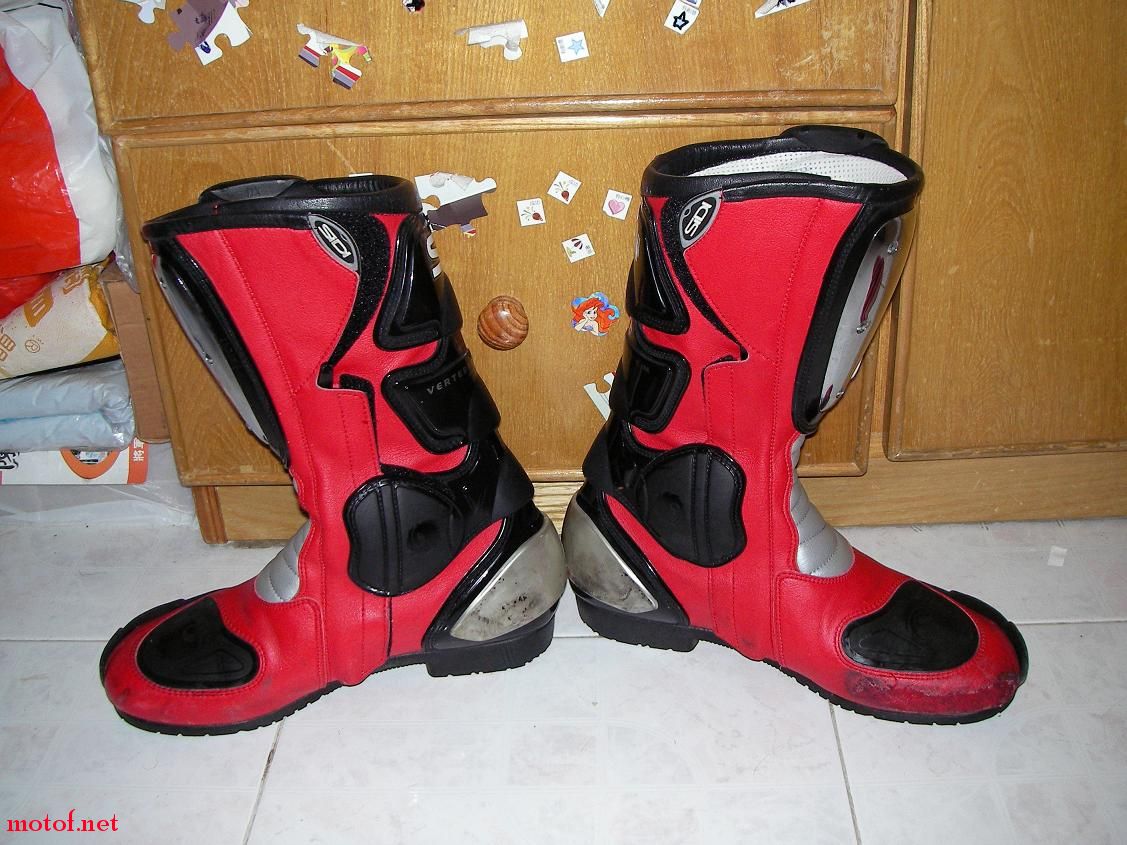 SIDI鞋4.JPG