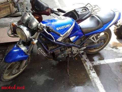 铃木盗匪400CC