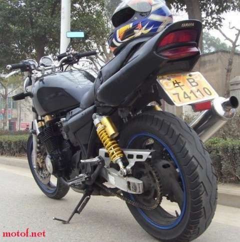 街车  YAMAHA XJR400