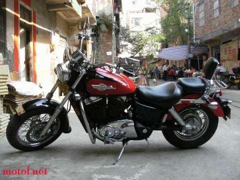 SHADOW 1100