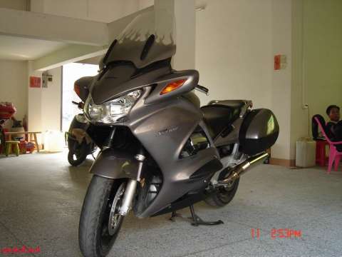 ST1300