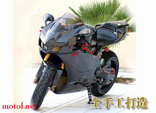 oxB8U87mYw5137.jpg