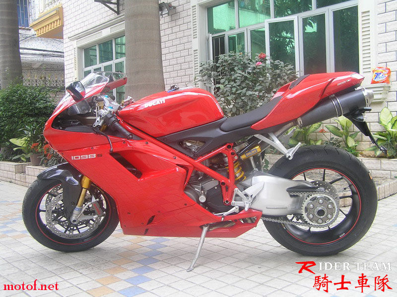 P1010239_缩小大小副本.jpg