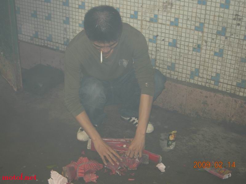 011.JPG