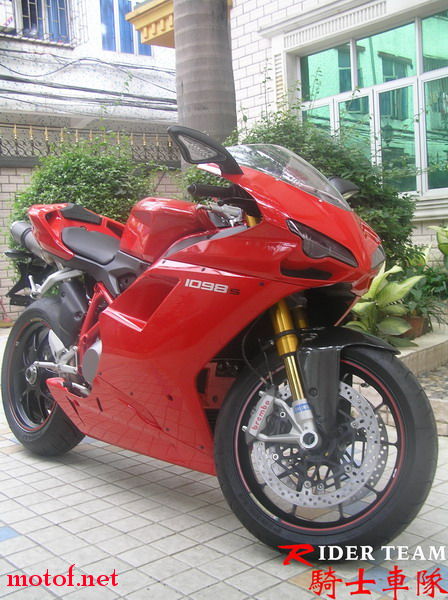 P1010236副本_缩小大小.jpg