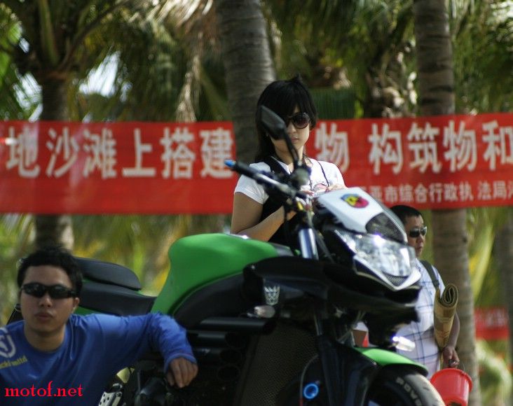 我的机车和上海美女