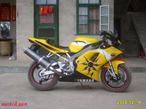 00年R1