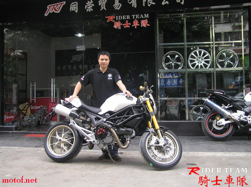P1010262_缩小大小副本.jpg