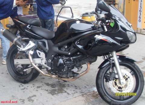 SV650