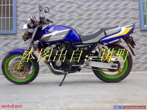 CB400