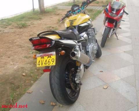 XJR1300