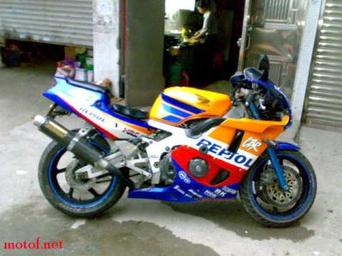 CBR400