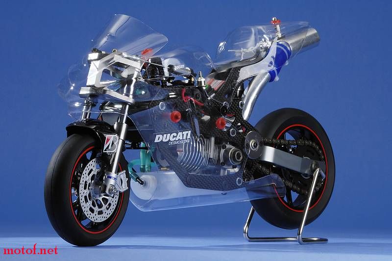 DUCATI1.jpg