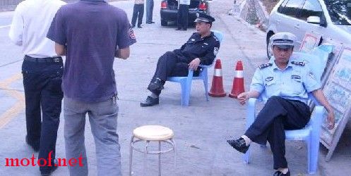 等到花儿也谢了