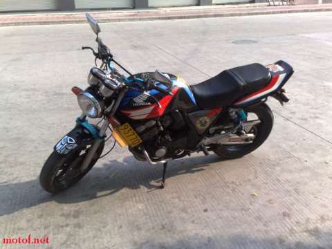cb400