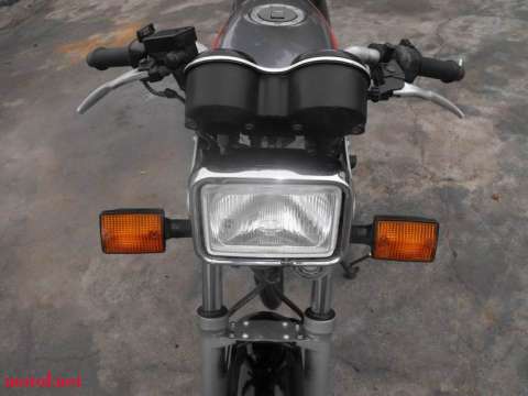 雅马哈TZR125