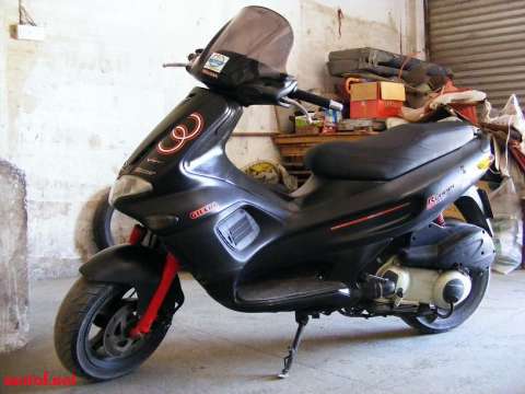 02年意大利棉世家4冲吉雷拉〈温哪〉200CC