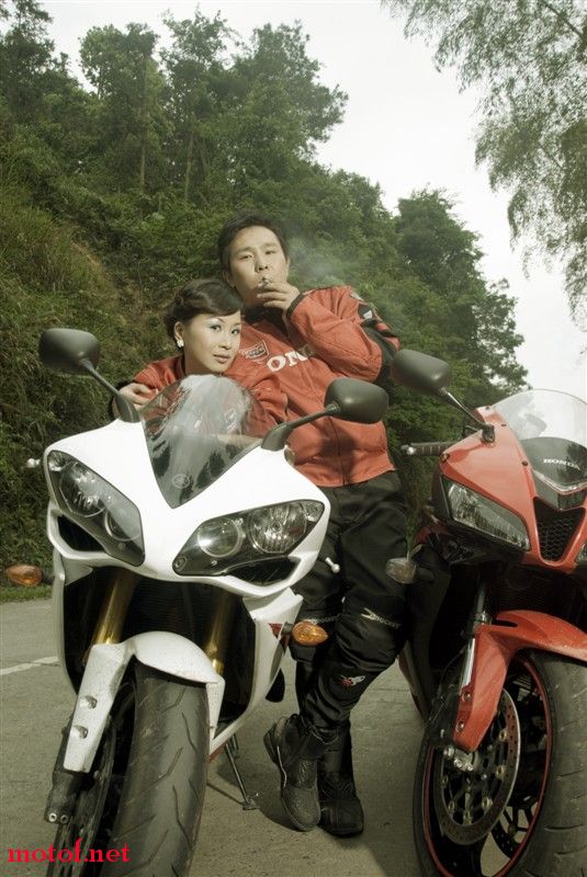 我的爱人我的爱车！！