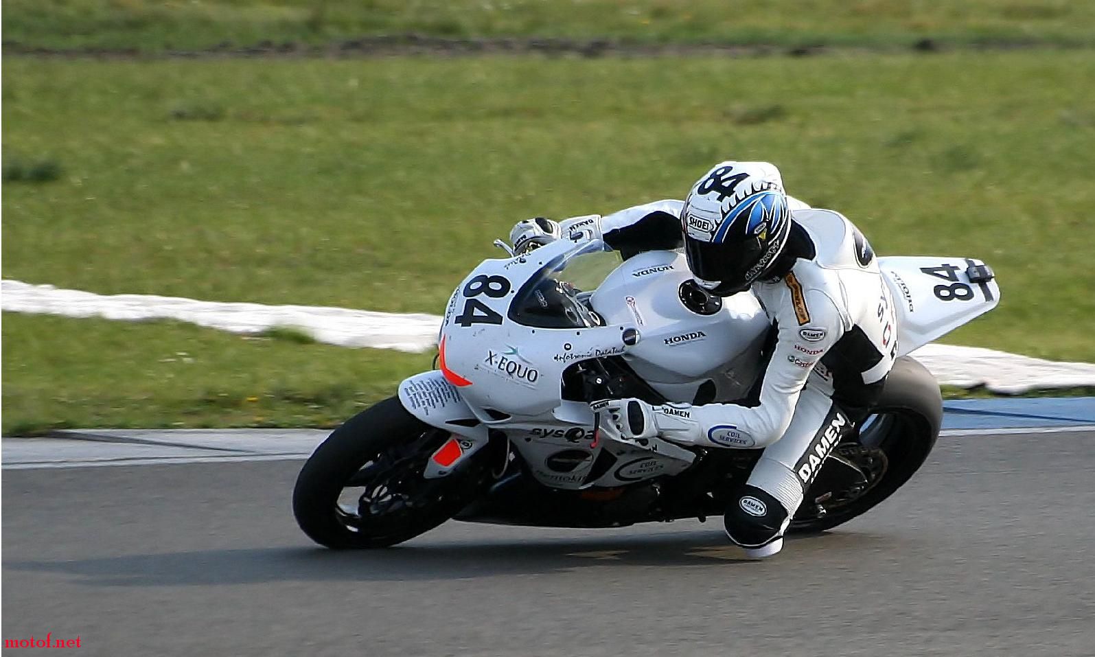 09CBR1000RR-84.jpg