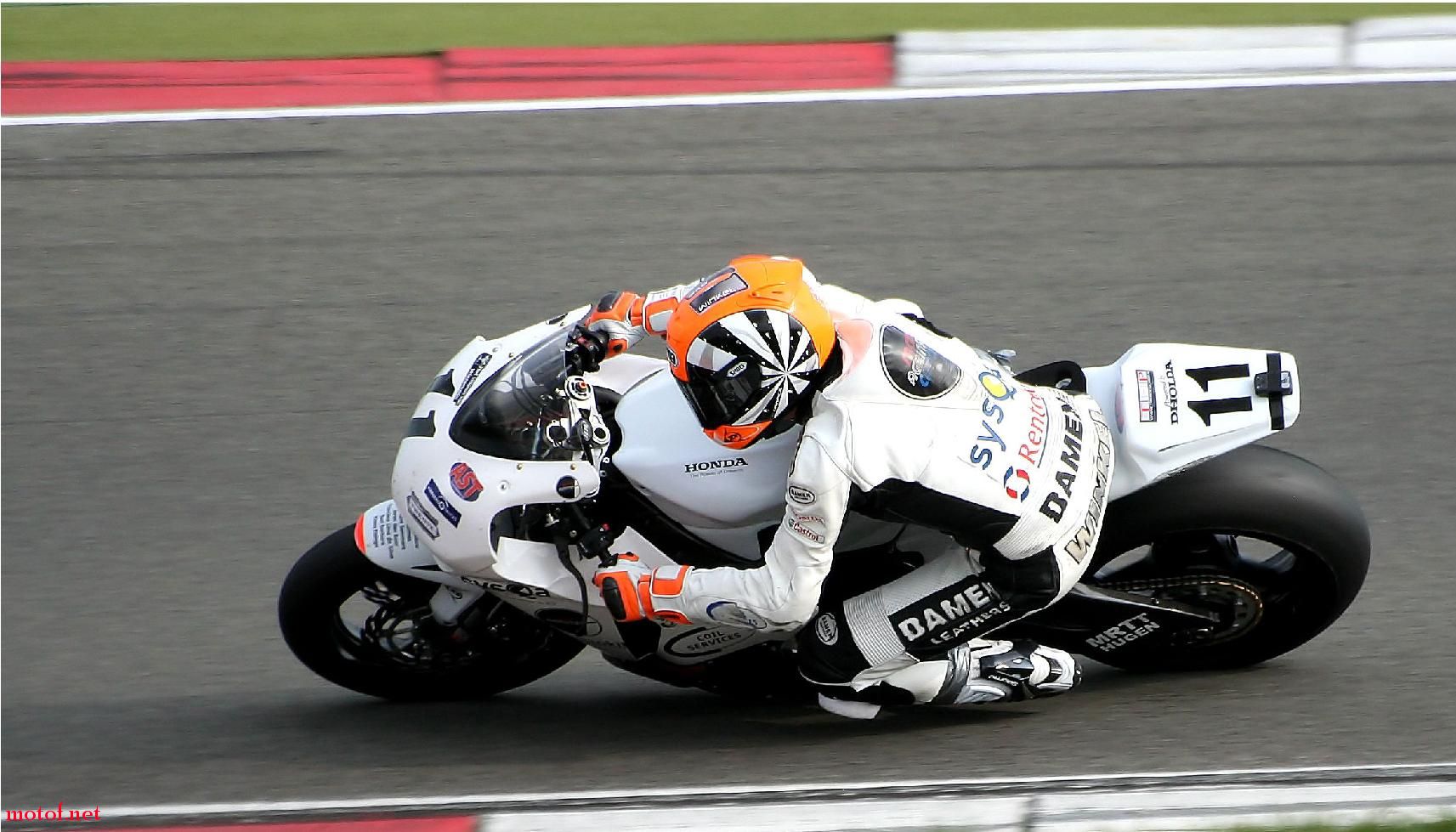 09CBR1000RR-3.jpg