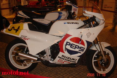 2b25cnb.jpg