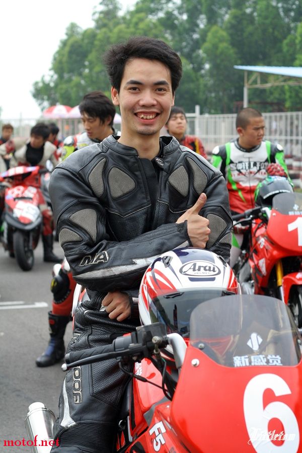 nEO_IMG_IMG_8306_exposure.jpg