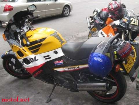 CBR1000