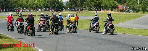 mobile01-d5b9942c3a7b861ed12bf8ecb692d2f3.jpg