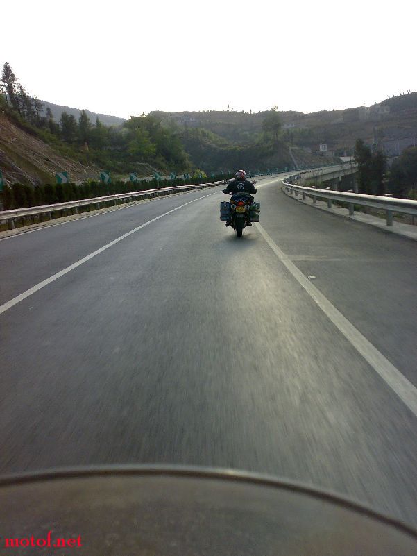 200904121260.jpg