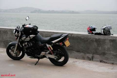 CB400一代